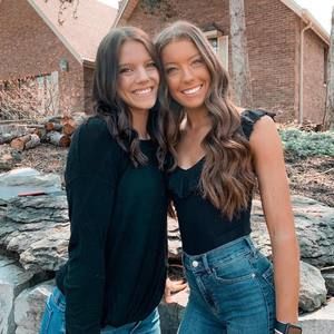 Meet your Posher, Mikayla